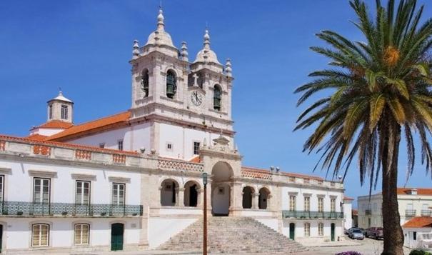 100 Meters From The Beach! Rua Da Regeneracao Nazare Exterior photo